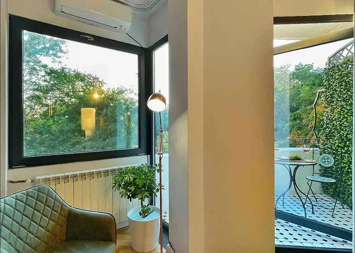 Daire Sunset-cismigiu Gardens Bükreş