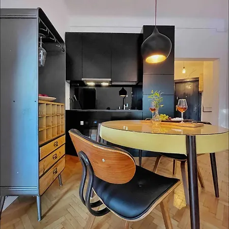 Appartement Sunset-cismigiu Gardens