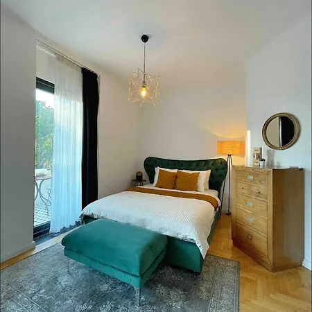 Appartement Sunset-cismigiu Gardens