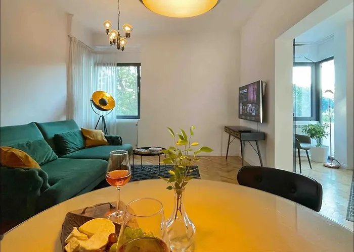 Appartement Sunset-cismigiu Gardens *